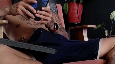 CallMeDouglas live cam on Cam4