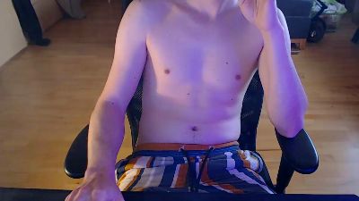 CallMeEM live cam on Cam4