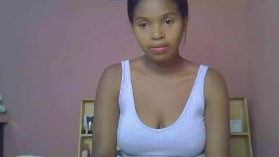 Callie05 live cam on Cam4