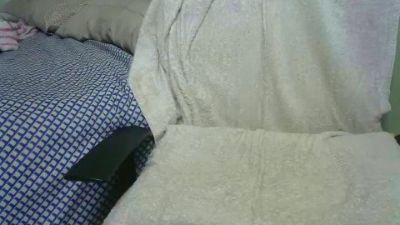 Calmedoc live cam on Cam4