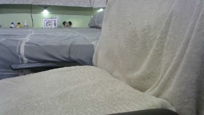 Calmedoc live cam on Cam4