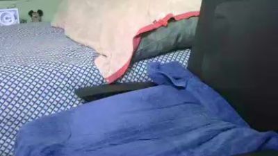 Calmedoc live cam on Cam4
