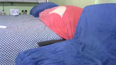 Calmedoc live cam on Cam4