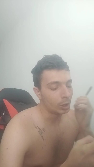 Calorcito24 live cam on Cam4