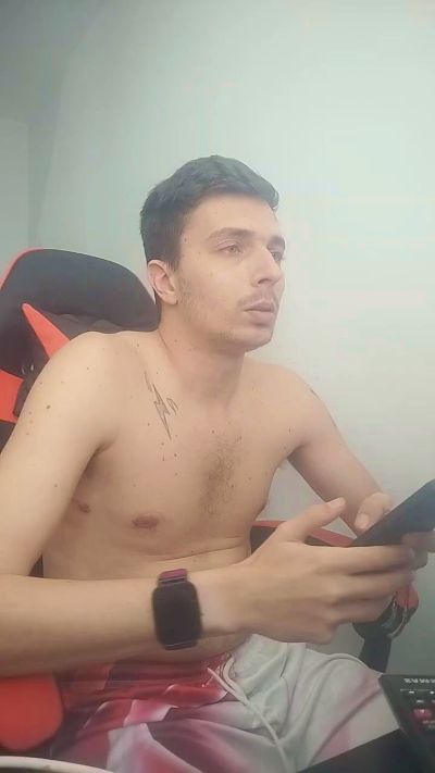 Calorcito24 live cam on Cam4