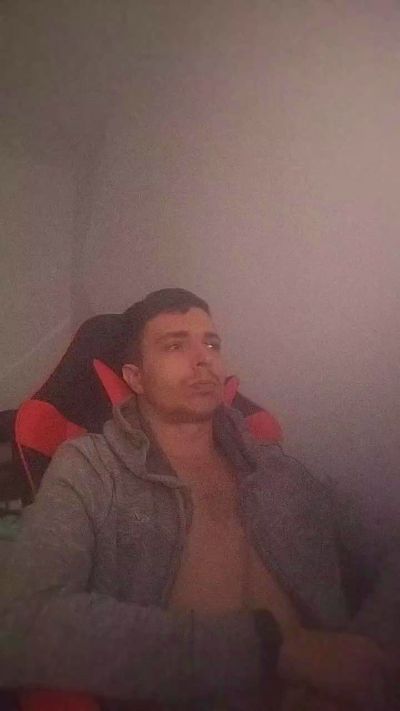 Calorcito24 live cam on Cam4