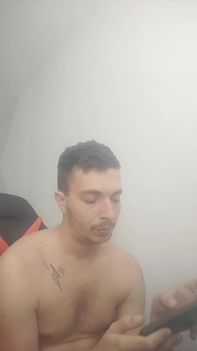 Calorcito24 live cam on Cam4