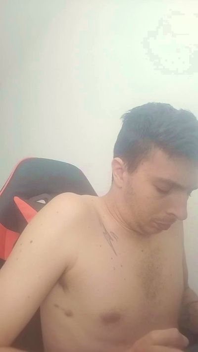 Calorcito24 live cam on Cam4