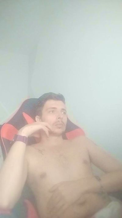Calorcito24 live cam on Cam4