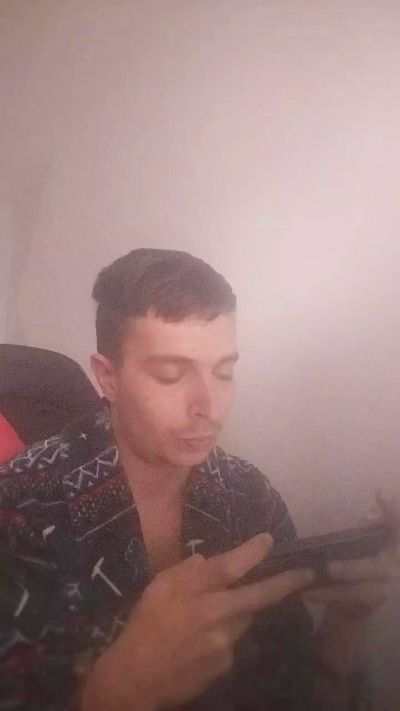 Calorcito24 live cam on Cam4