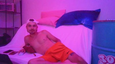 Calssonsale live cam on Cam4