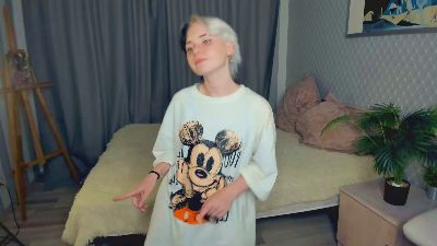 CamelliaAraki live cam on Cam4