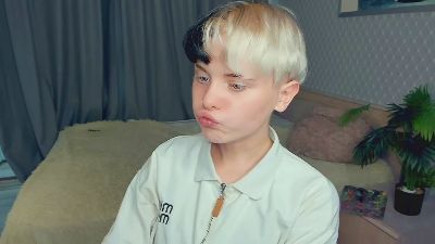 CamelliaAraki live cam on Cam4