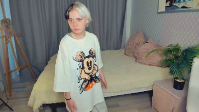 CamelliaAraki live cam on Cam4