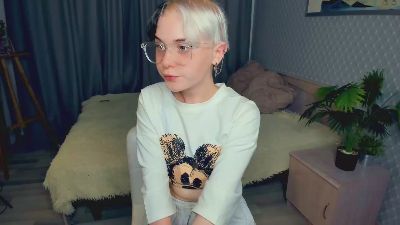 CamelliaAraki live cam on Cam4