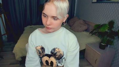 CamelliaAraki live cam on Cam4