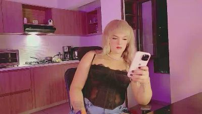 CameronDiazz live cam on Cam4