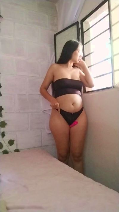 CamiLatinAss live cam on Cam4