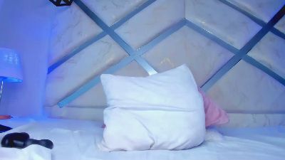 Cami_rouxx live cam on Cam4