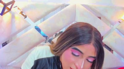 Cami_rouxx live cam on Cam4
