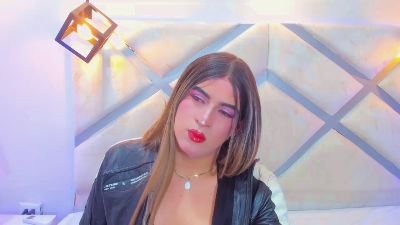 Cami_rouxx live cam on Cam4