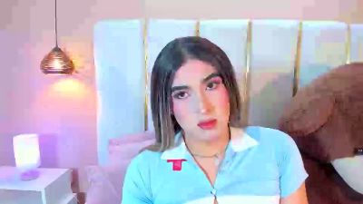 Cami_rouxx live cam on Cam4