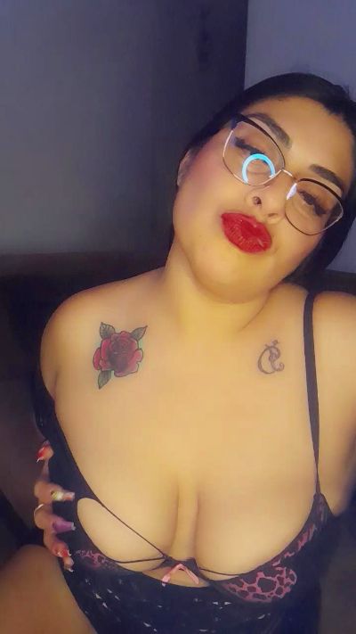 Camiikalifha live cam on Cam4