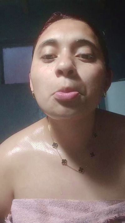 Camila057 live cam on Cam4