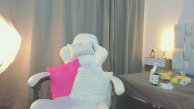 CamilaGonzalez2 live cam on Cam4