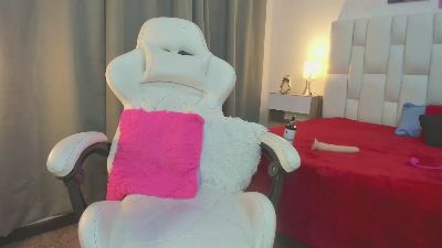 CamilaGonzalez2 live cam on Cam4