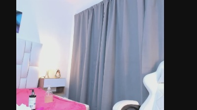 CamilaGonzalez2 live cam on Cam4