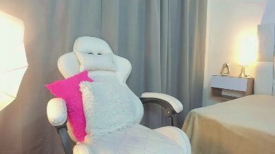 CamilaGonzalez2 live cam on Cam4