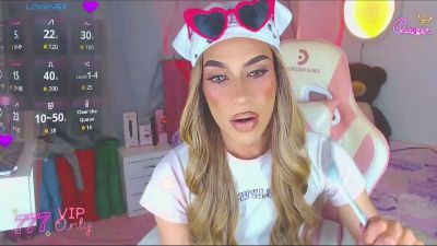 Camilapetthit live cam on Cam4