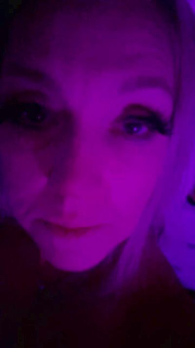Camilla247xoxo live cam on Cam4