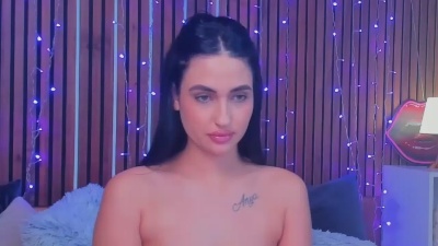 CamillaParis25 live cam on Cam4