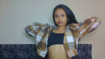 Camillasexee live cam on Cam4