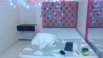 Camilo_Boyxx live cam on Cam4