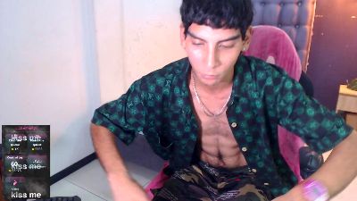 Camilo_Boyxx live cam on Cam4
