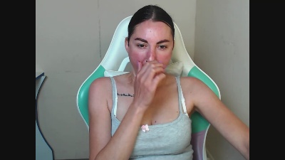 Cammila_horn live cam on Cam4