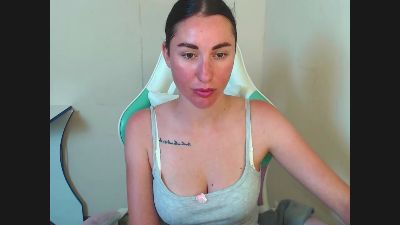 Cammila_horn live cam on Cam4