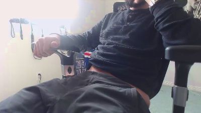 Canadianboytoy live cam on Cam4