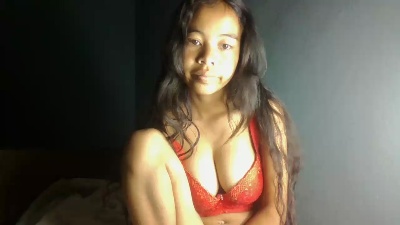 Candii_Bella live cam on Cam4
