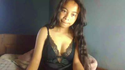 Candii_Bella live cam on Cam4