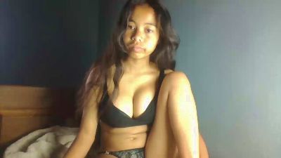 Candii_Bella live cam on Cam4
