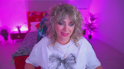 CandyLadyyy live cam on Cam4