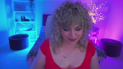 CandyLadyyy live cam on Cam4