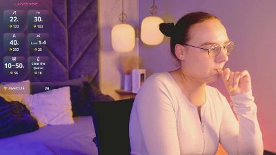 Candy_Queen live cam on Cam4