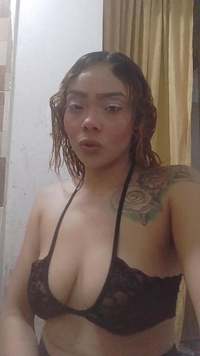 Candyfreemom live cam on Cam4
