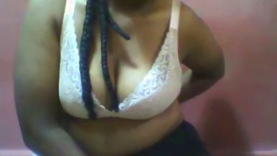 Canellia live cam on Cam4