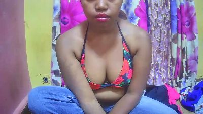 Canellia live cam on Cam4